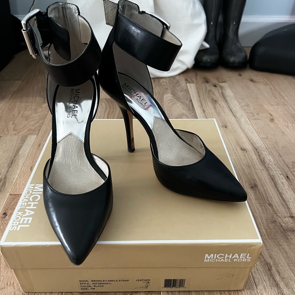 Michael kors black ankle strap heel size 7
